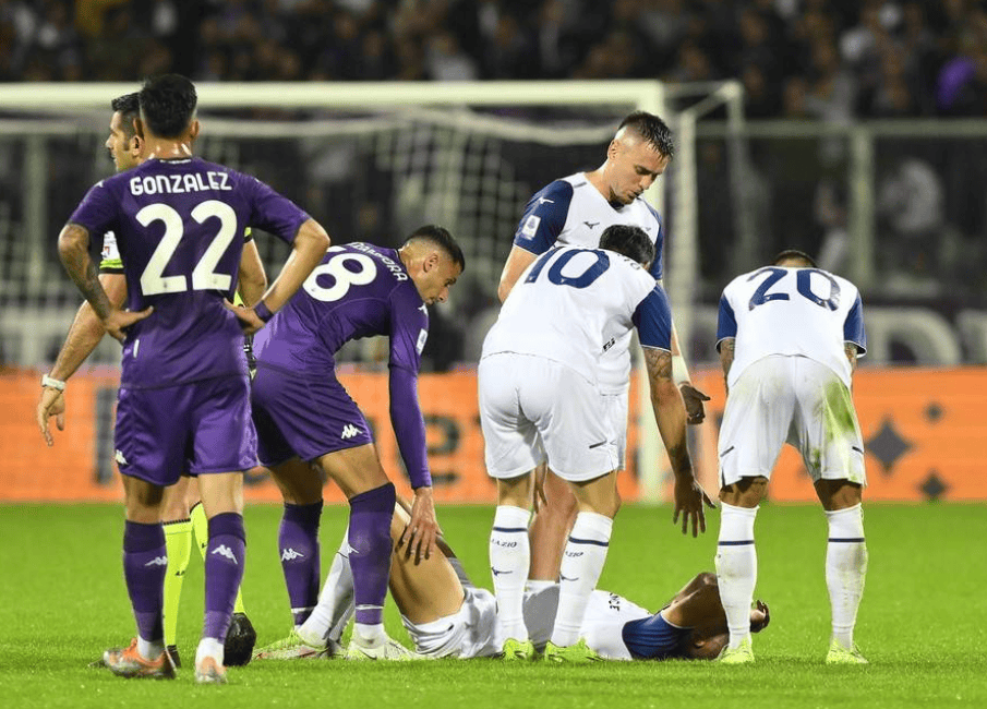 开云体育中国官网关于赛前那不勒斯备战德甲，战术微调细节曝光，气氛紧张，纪律约束更严格的信息